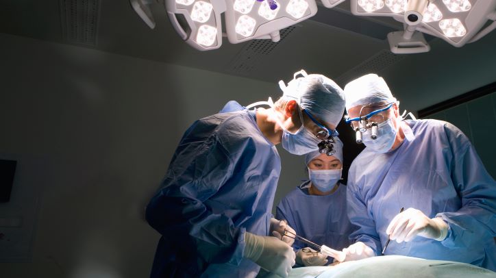 surgeons operating Healthcare Intercom solutions