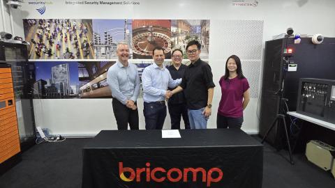 bricomp zenitel center of excellence